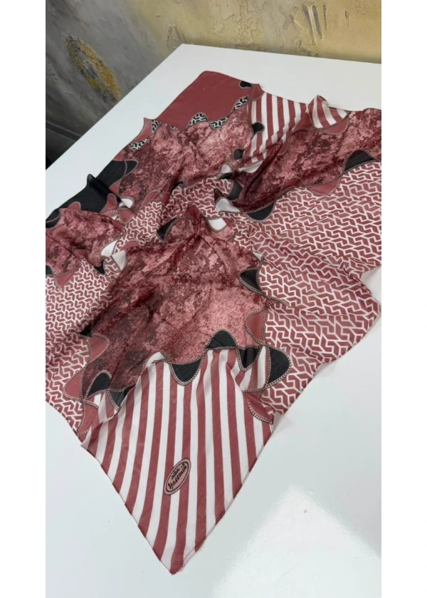 Yasemin Modern Çizgili Dikişli Yazma