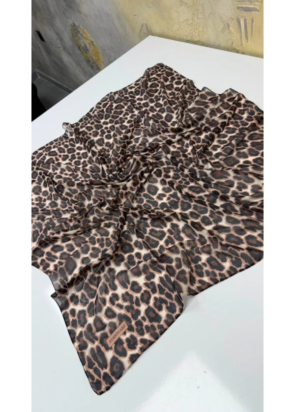 Avantgard Leopar Desenli Dikişli Eşarp Yazma