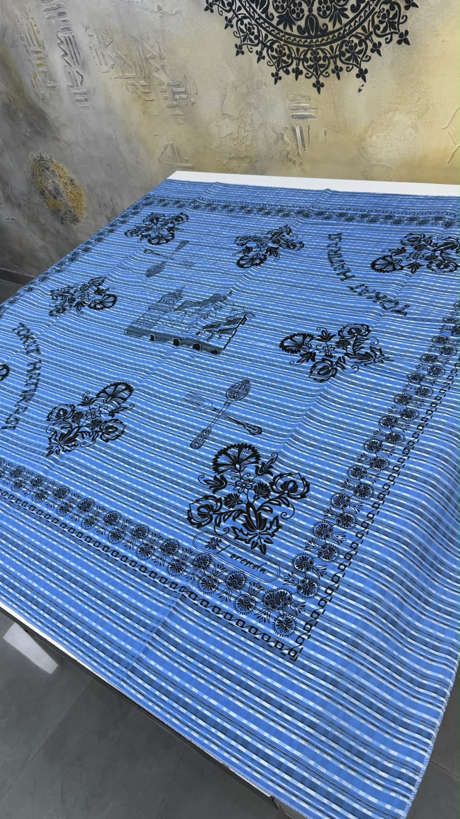 Kare Masa Örtüsü 2