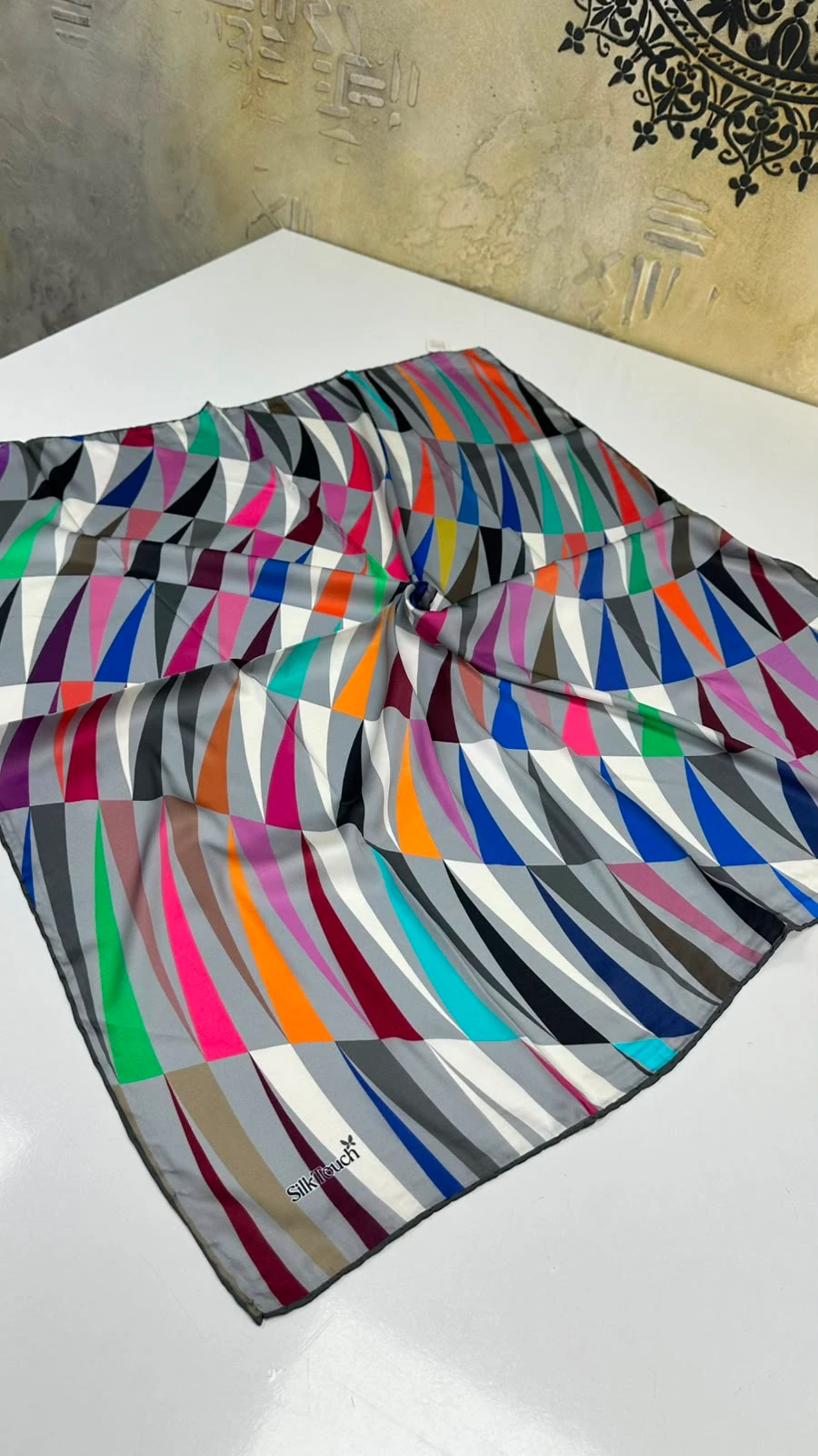 Silk Touch Kristal İpek Eşarp