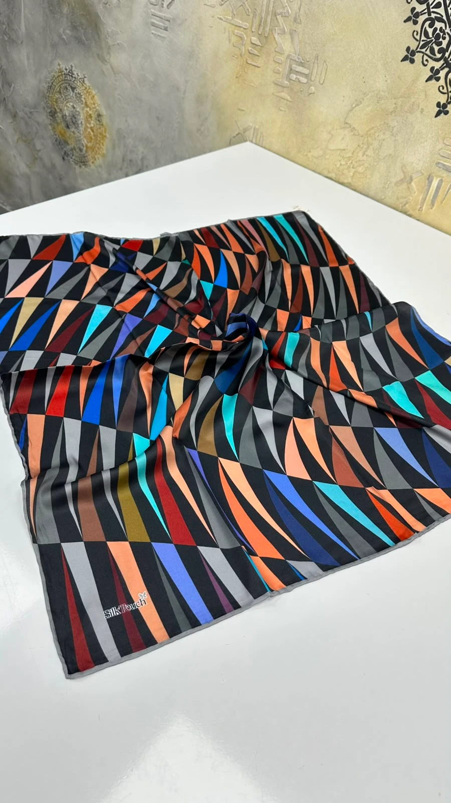 Silk Touch Kristal İpek Eşarp