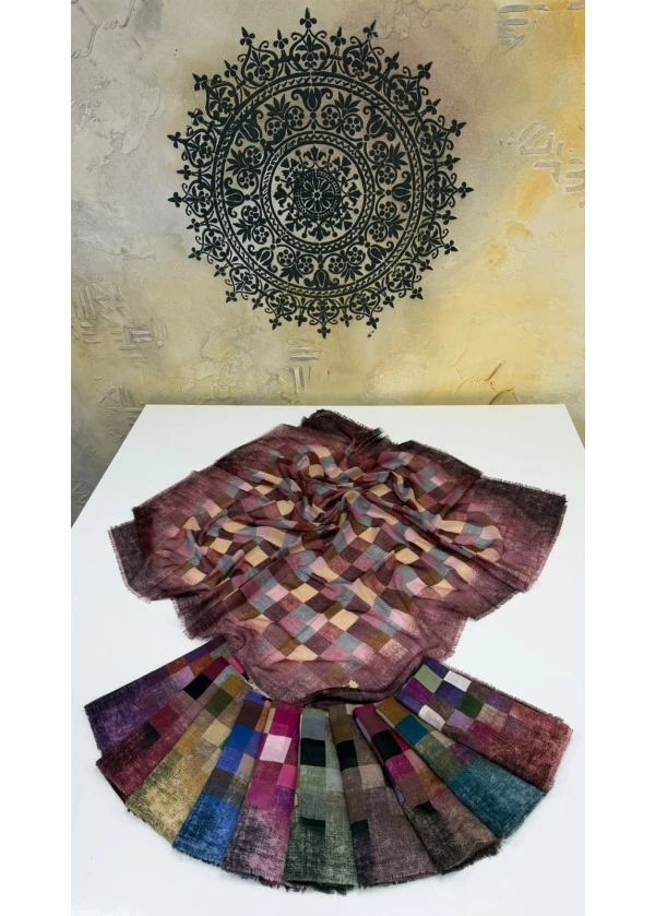 Neşeli Kareler Empirme Cotton Eşarp Yazma
