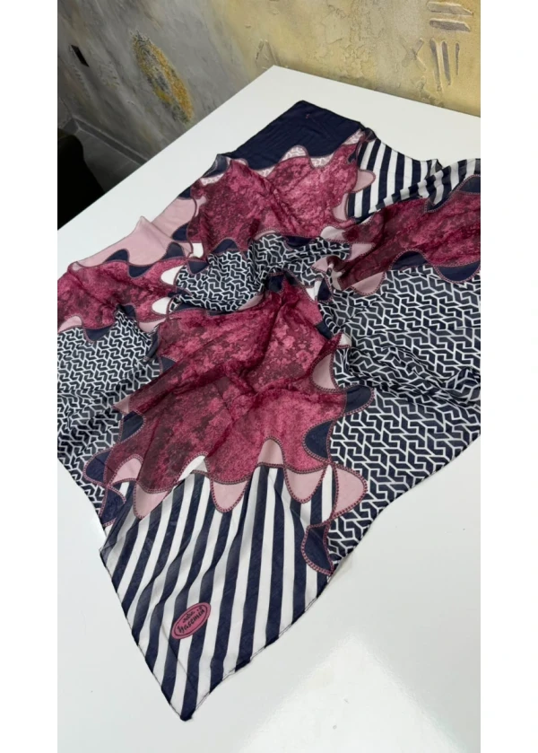 Yasemin Modern Çizgili Dikişli Yazma