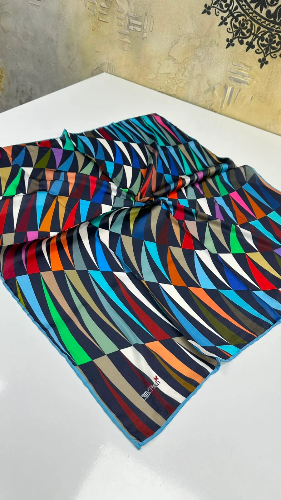 Silk Touch Kristal İpek Eşarp